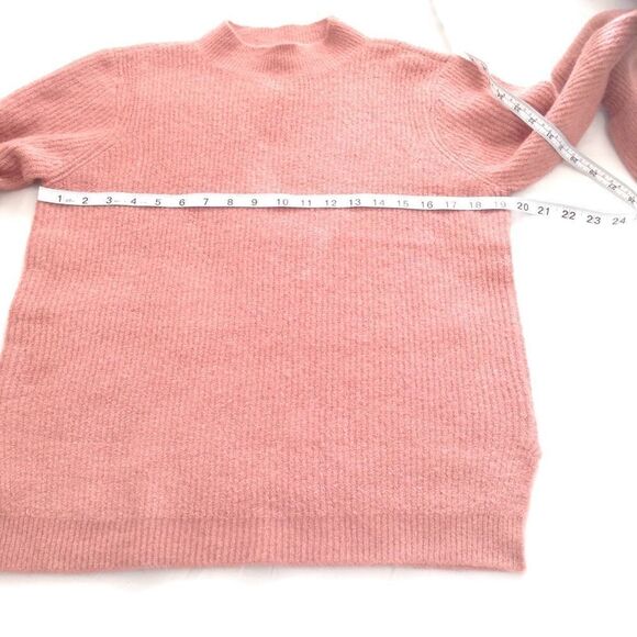 Free Generation Bell Sleeve Sweater New Size Medium - Picture 6 of 7